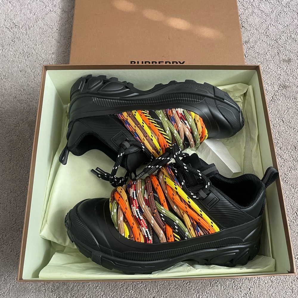 Burberry Sneakers